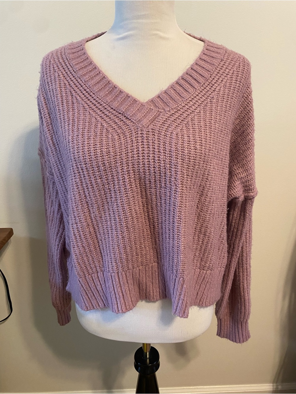 Hippie Rose V-Neck Chunky Knit Sweater - Mauve